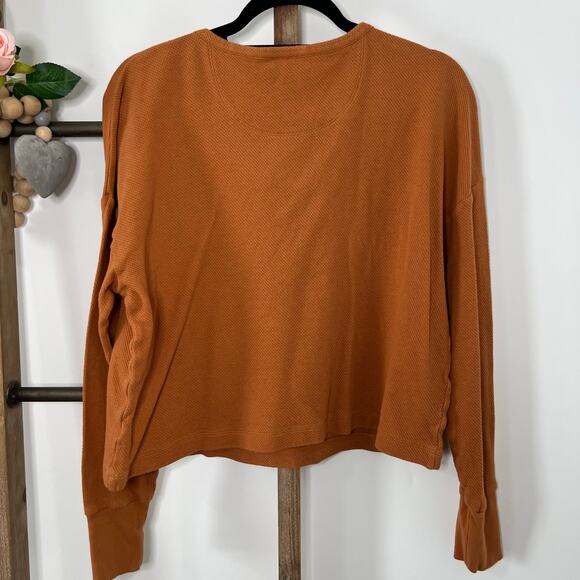 Cabi Style 4369 Long Sleeve Crop Rust V‎ Neck Shirt Size Medium - Picture 5 of 8